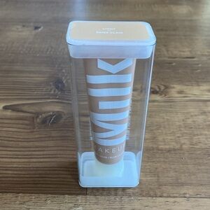 NWT Milk Makeup Blur Liquid Foundation in Light